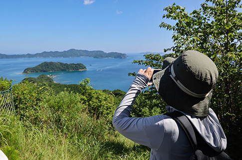 三隅・久原山トレック-香月(かづき)が愛した私の地球を一巡り(新緑編)の様子の写真