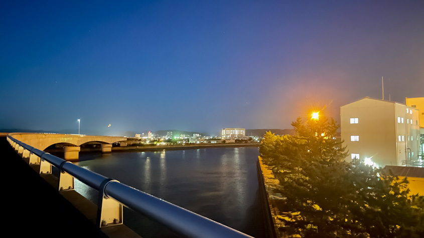 小野田湾岸道路から見た夜景の写真