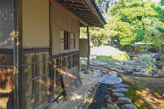 「三田尻御茶屋 花月楼(南面と菊炭)」(防府市)の写真