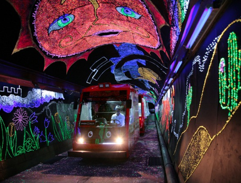 とことこトレイン